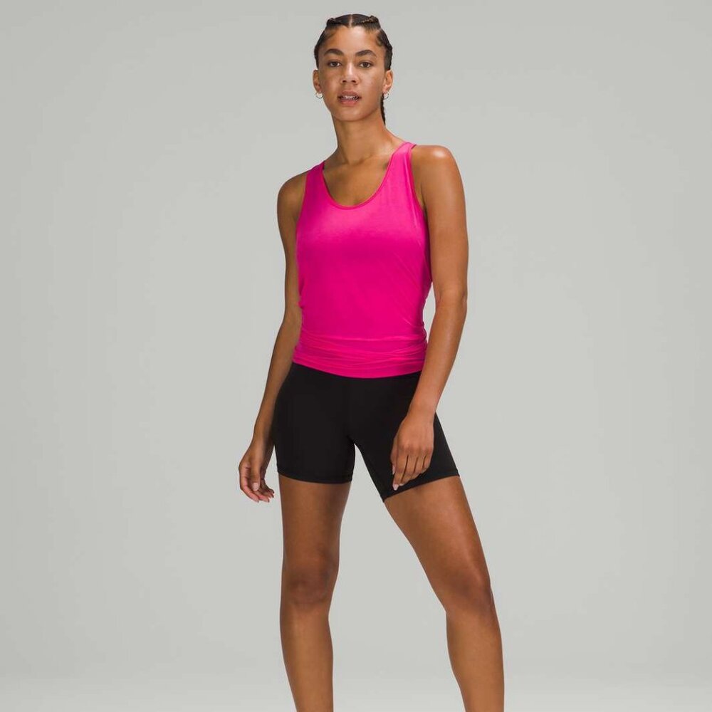 💜 NWT Lululemon Essential Tank Top *Pleated 💜
